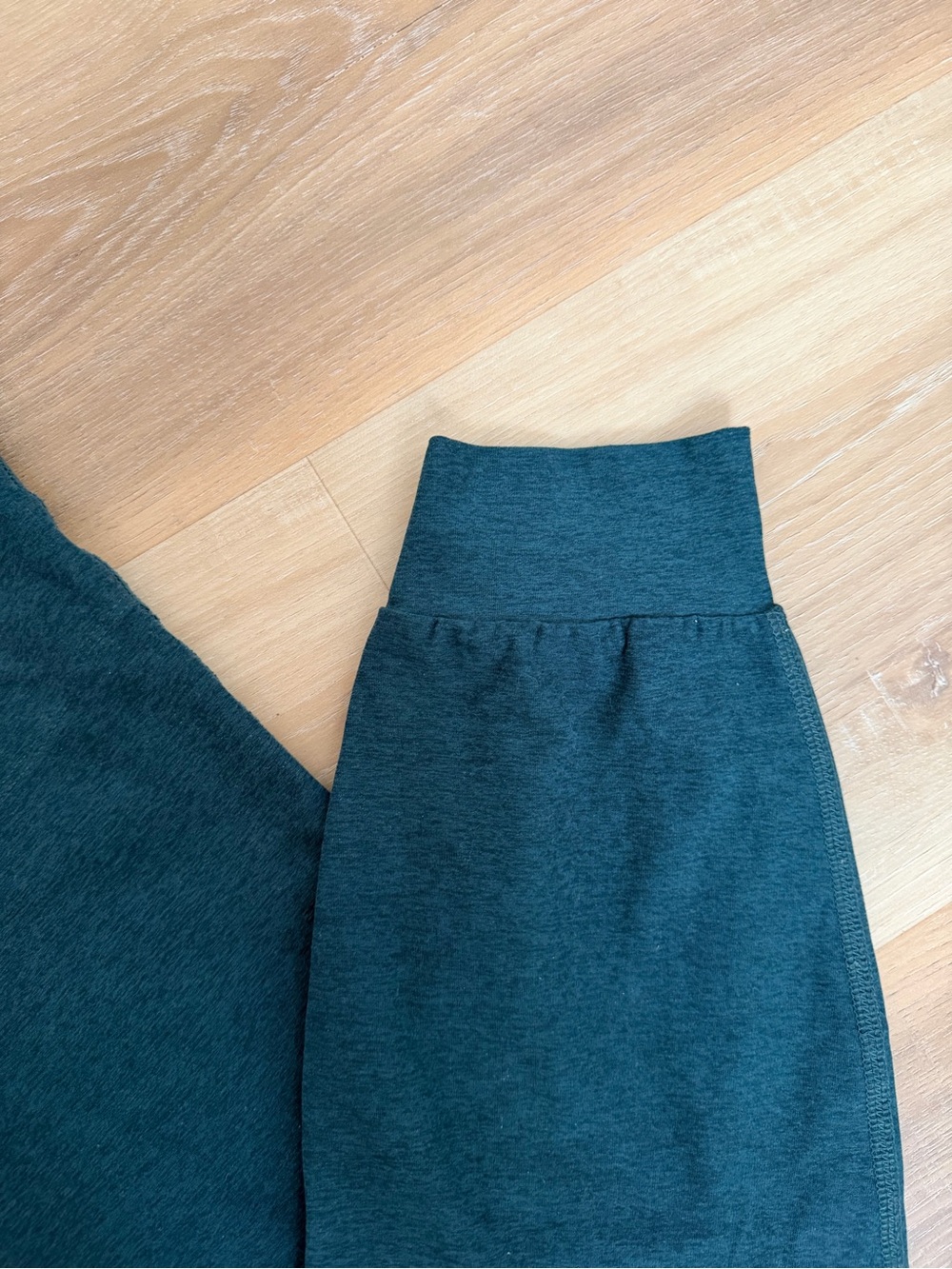 Beyond Yoga Evergreen High-Neck Cropped Tank with Jogger Set - Picture 3 of 5